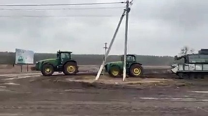 Tratores. A arma especial dos ucranianos para combater os russos