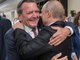 Gerhard Schröder bei Wladimir Putin: So reagiert das Netz