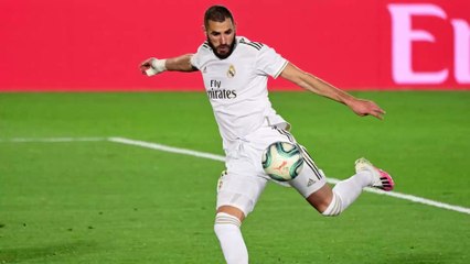 "Il ferme un peu des bouches" : Zinédine Zidane monte au créneau pour défendre Karim Benzema