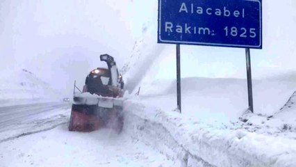 Antalya-Konya karayolu tüm araç trafiğine açıldı