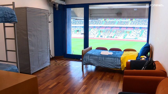 Réfugiés ukrainiens au Portugal : des loges du stade de Leiria transformées en chambres