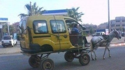 Le Bon Coin : il vend un Renault Kangoo du bled