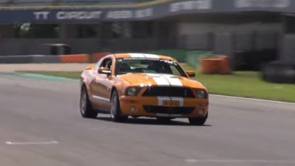 Une Ford Shelby Mustang GT500 SVR modifiée fait raisonner tout le circuit