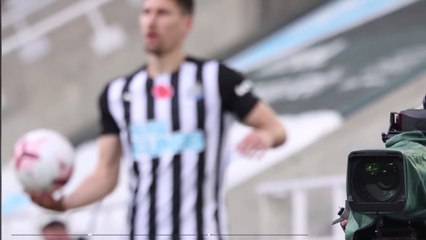 Insolite : une intelligence artificielle confond la tête de l'arbitre avec le ballon pendant un match