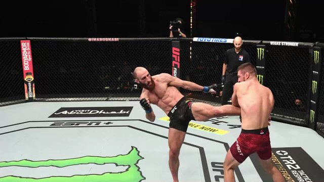 UFC : Un combattant gagne le combat mais laisse la victoire à son adversaire pour une raison inattendue