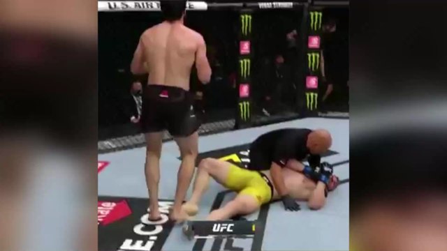 UFC 254 : le Daghestanais Magomed Ankalaev envoie le KO de la soirée