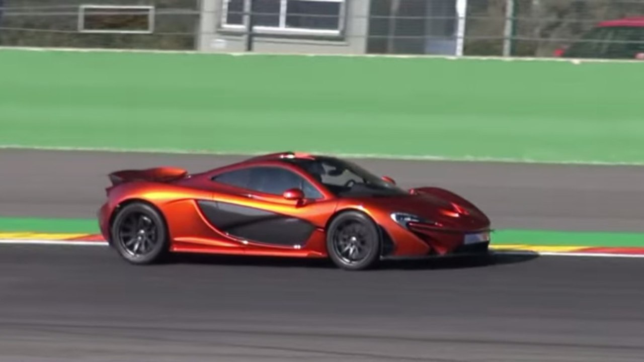 La McLaren P1 Volcano Orange va faire des étinc...