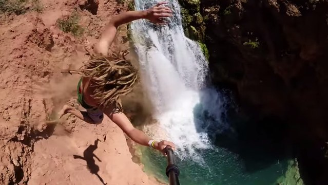 Ces mecs font des plongeons dans des endroits magnifiques