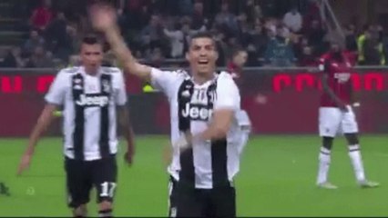 Cristiano Ronaldo : la femme qui l'accuse de viol lui réclame un montant astronomique