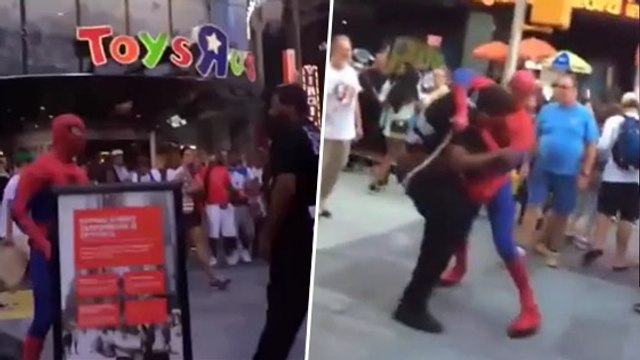 Spider-man : Déguisé, il devient fou et se bat contre un passant !