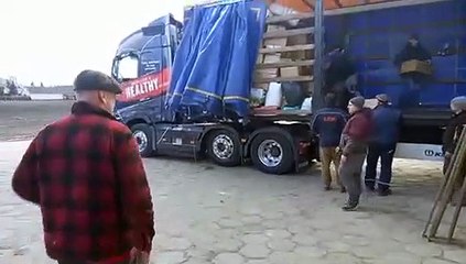 Delivering humanitarian aid to Ukraine