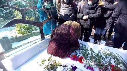 Berkin Elvan mezarı başında anıldı