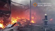 Bombardeios em Dnipro; 2,5 milhões fugiram da Ucrânia