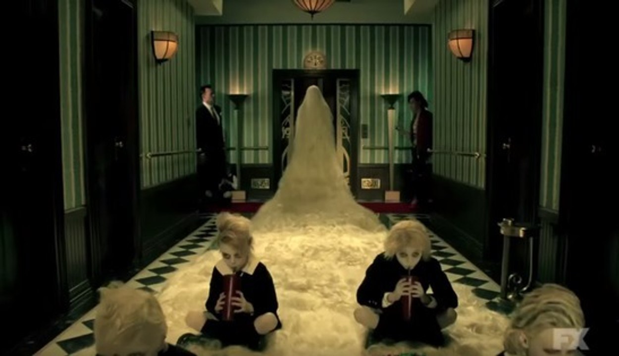 American Horror Story Saison 5 : Visitez l’hôtel dans la bande-annonce