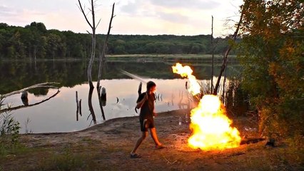 Le mélange propane + coca crée de véritables fusées de feu