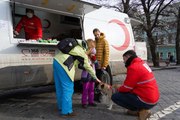 KIZILAY UKRAYNA'NIN ÇERNİVTSİ BÖLGESİNDE BESLENME DESTEĞİ VERİYOR