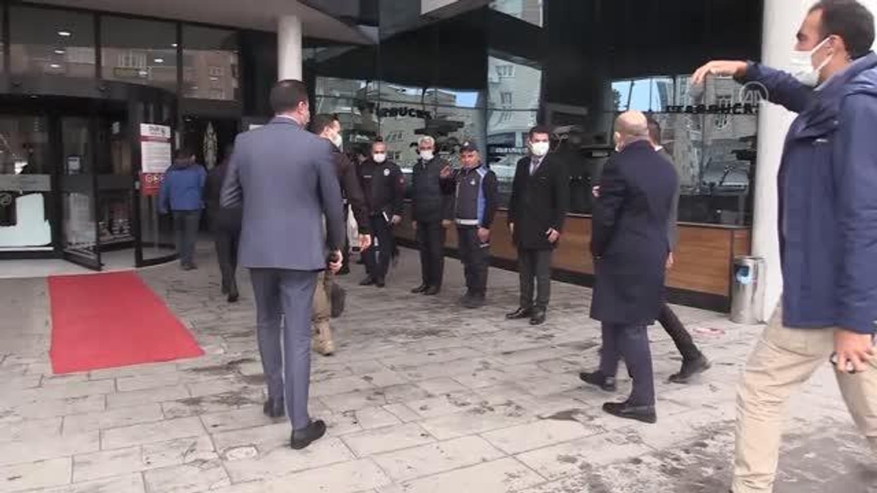 Vali Mahmut Demirtaş "stokçuluk" ve "fahiş fiyat" denetimine katıldı