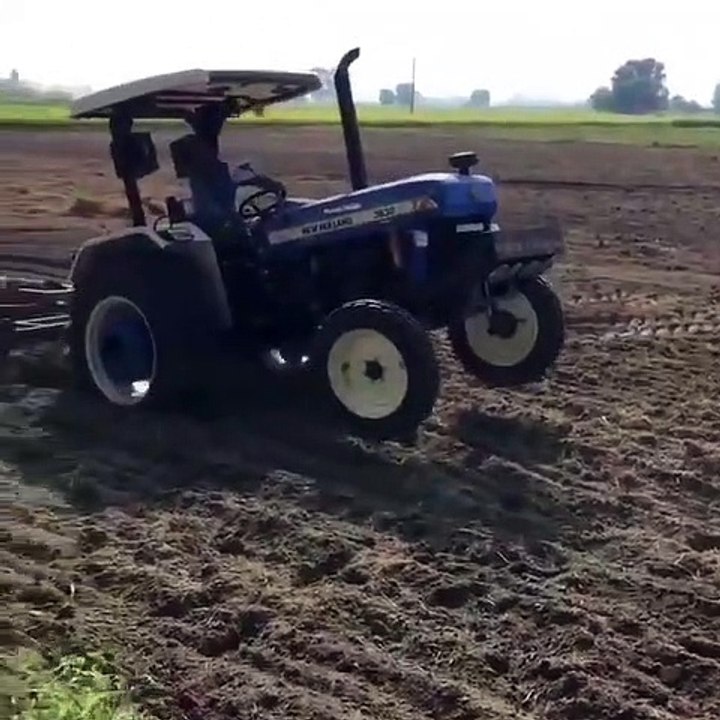 tractor Mass Wheeling IN mud video Dailymotion