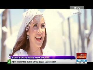 Betty Benafe hamil anak sulung