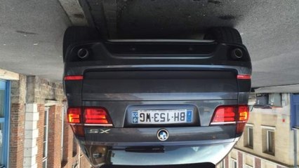 Le Bon Coin : il vend une BMW antigravité