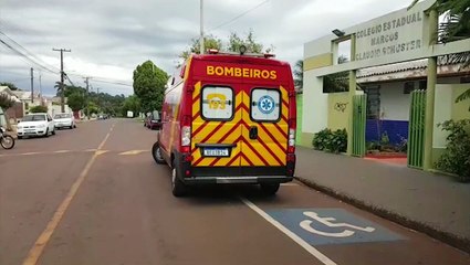 Criança cai da cadeira em colégio e Siate a socorre, no Bairro Periolo
