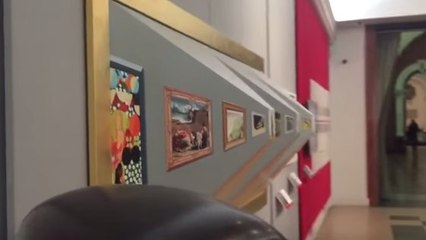 Vue de face, cette oeuvre d'art va vous retourner le cerveau !