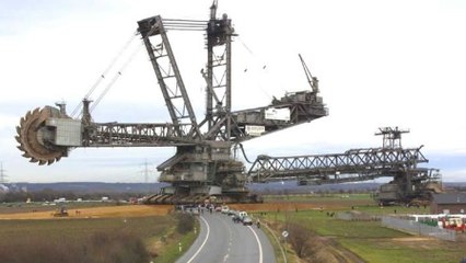 Bucket-Wheel Excavator : Une monstrueuse machine à creuser