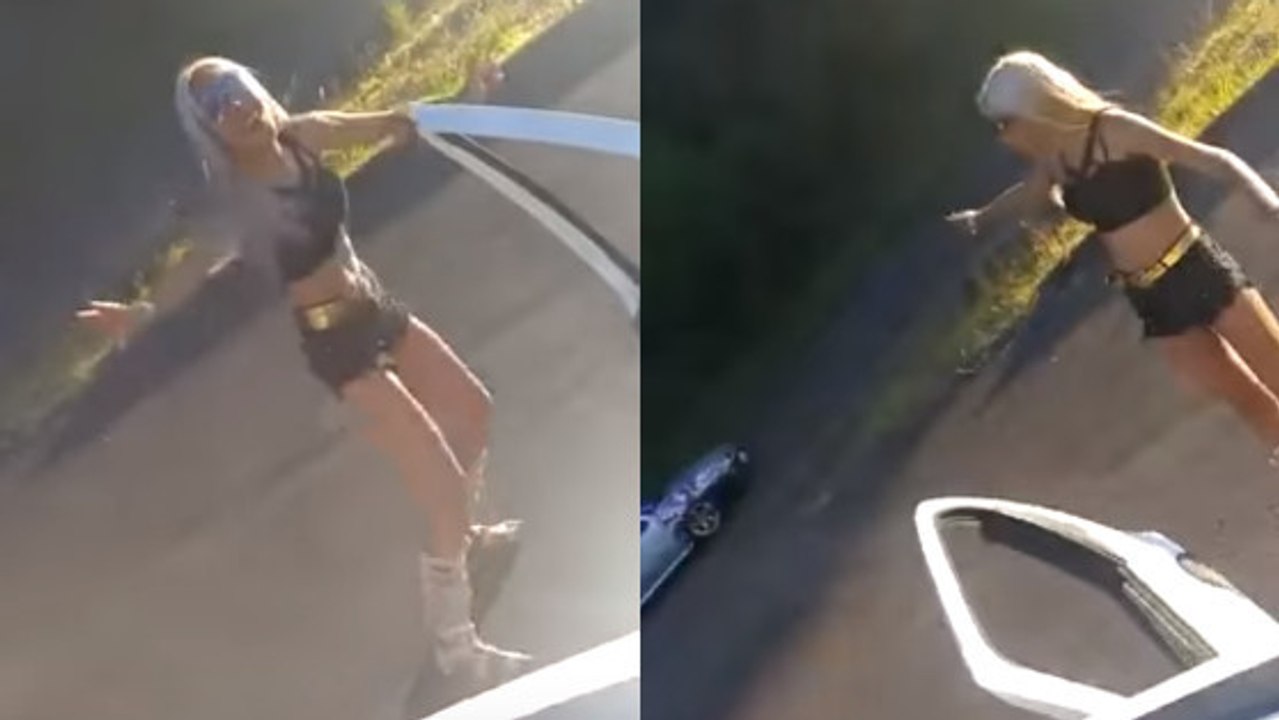 Une jolie fille fait signe aux automobilistes sur le bord de la route... et c'est le drame !