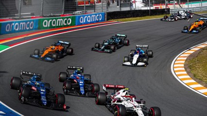 Lewis Hamilton : le pilote réfléchit à arrêter sa carrière après le fiasco du dernier GP de 2021