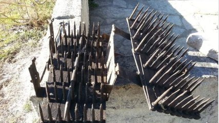 Le Bon Coin : achetez un objet collector, des "herses gendarmerie nationale vintage"