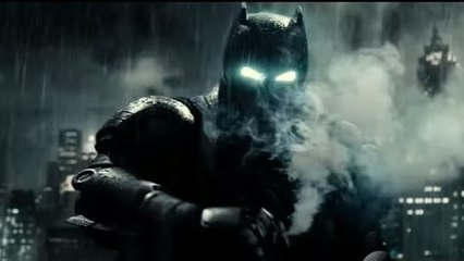 Batman v Superman : un extrait explosif du combat entre Batman et Superman
