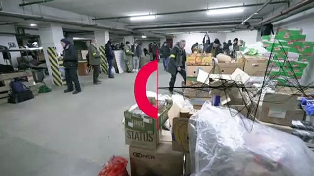 تصاویری از آموزش نظامی داوطلبان اوکراینی در زیرزمین‌های کی‌یف