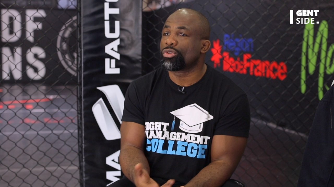 MMA : l'oeil d'un combattant sort de son orbite après un coup au visage