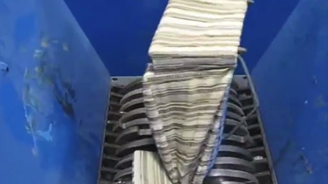 Une broyeuse surpuissante capable de réduire en miettes n'importe quoi