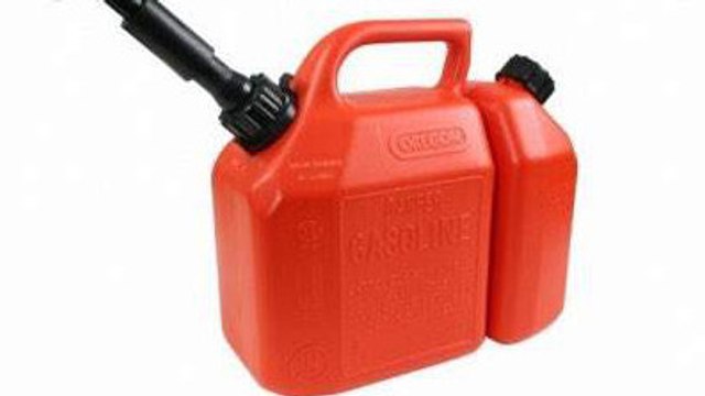 Le Bon Coin : il met en vente 5 litres de gasoil face à la pénurie d'essence