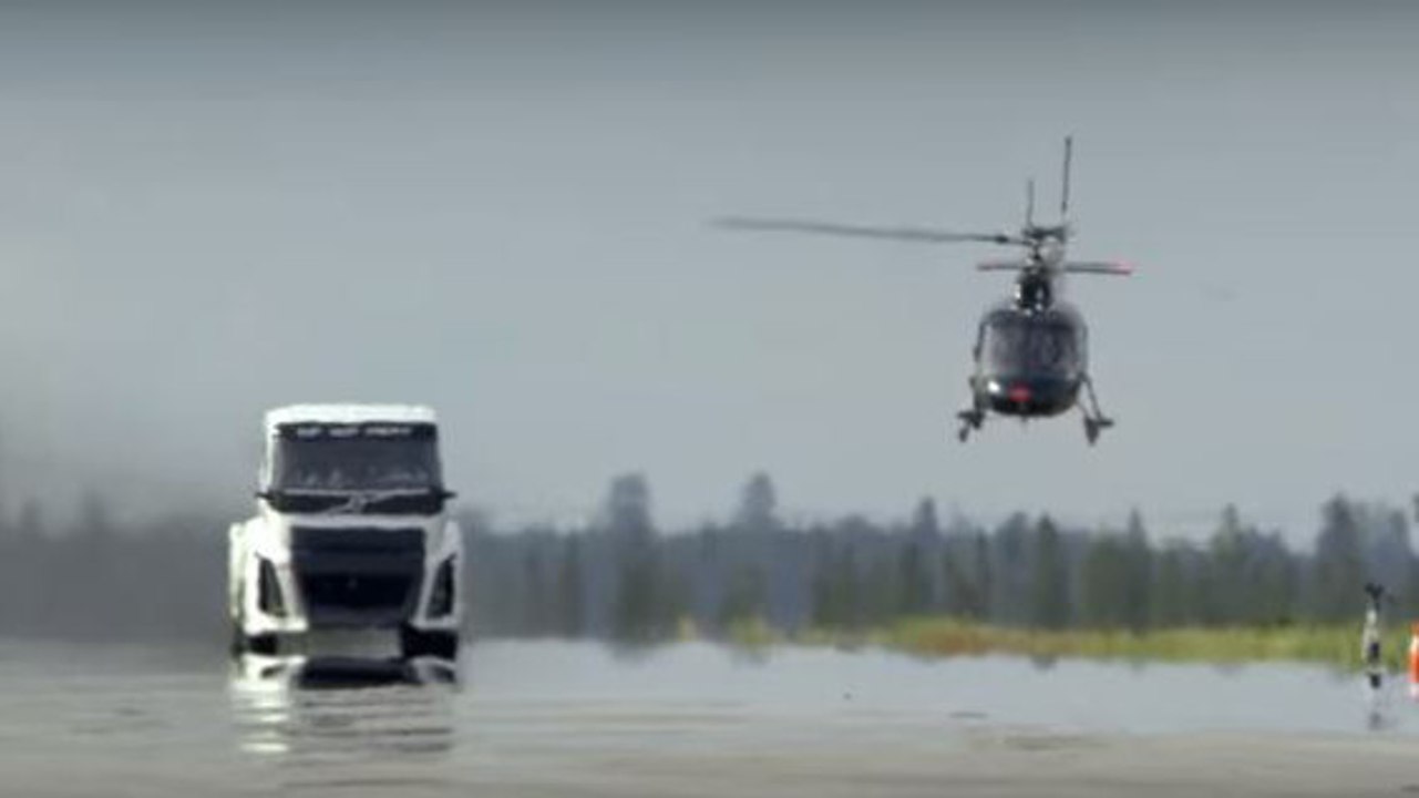 Ce camion devient le plus rapide au monde en battant deux records !