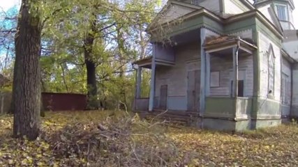 Tchernobyl : Il visite une église abandonnée depuis 30 ans