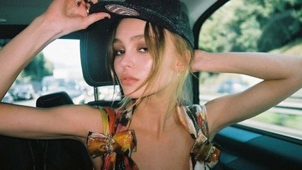 Lily-Rose Depp fait une démonstration de danse très sensuelle sur "Despacito"