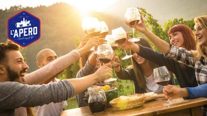 Pourquoi dit-on 'tchin tchin' quand on trinque ?