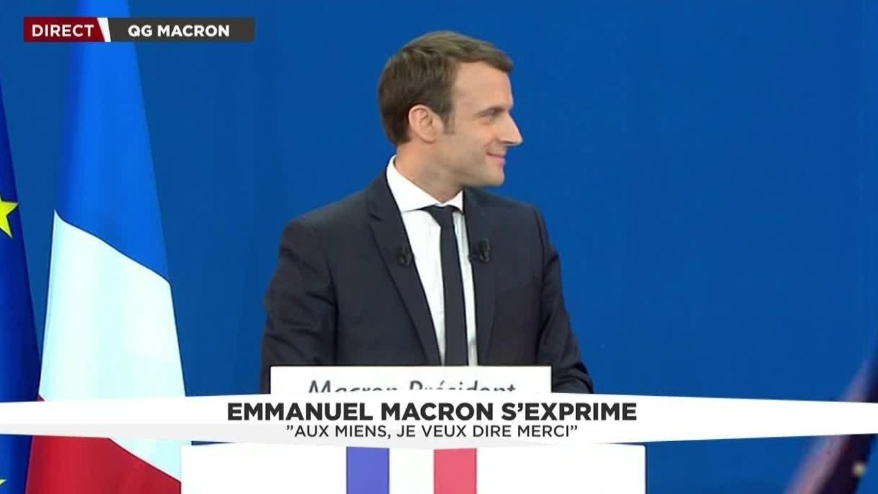 Presidentielle 2017 : Emmanuel Macron fait un p...