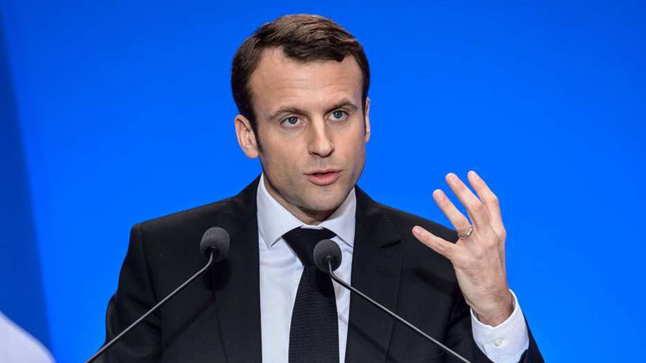 Emmanuel Macron : voici le poème qu'il a écrit pour une adolescente de 13 ans