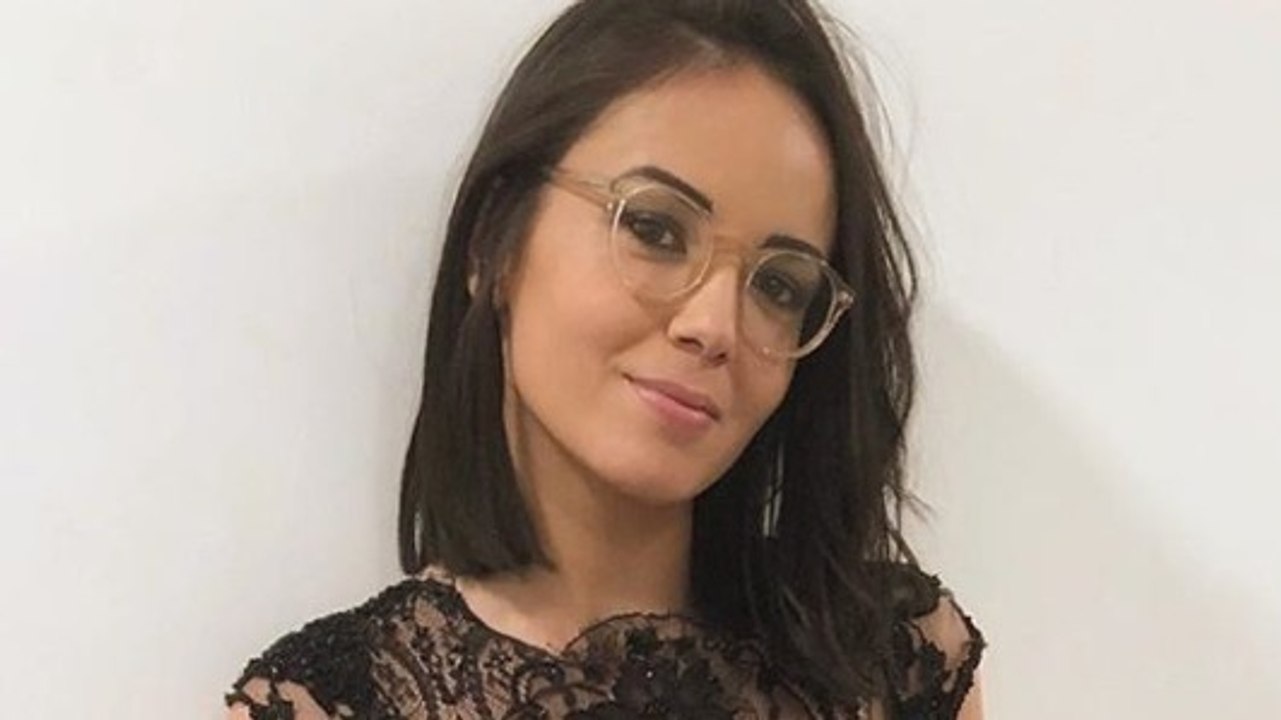 Agathe Auproux se trouve "fraîche" dans cette robe (très) transparente