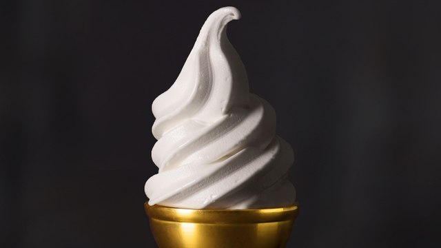 McDonald's : grâce à ce cône en or , vous pouvez avoir droit à des glaces gratuites à vie