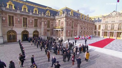 Саммит ЕС в Версале: сближаться с Киевом и покарать Москву