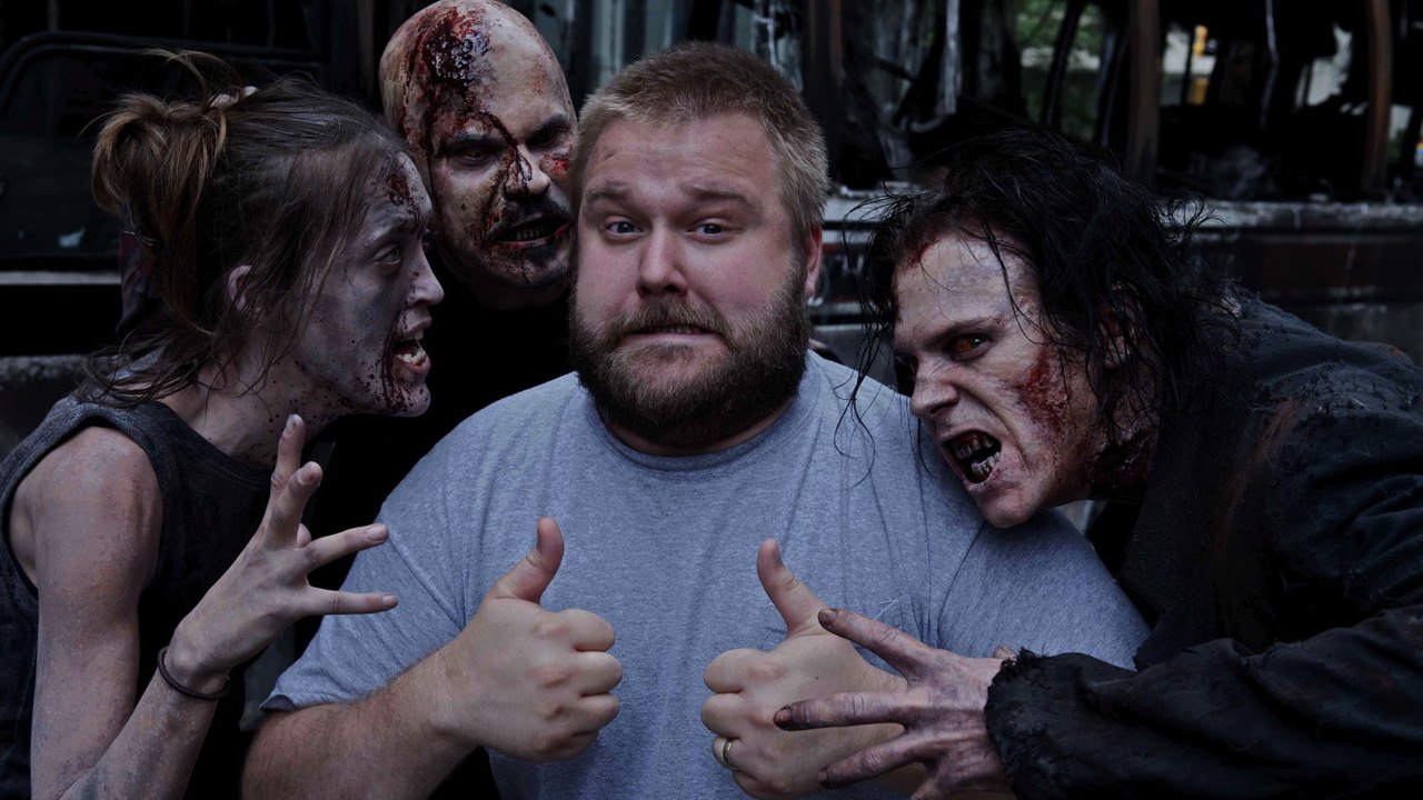 The Walking Dead : Robert Kirkman écrit une lettre aux fans pour s'excuser de la mort de ce personnage
