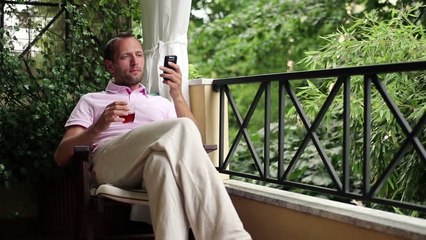 Beaucoup de gens boiraient de l'alcool pour décompresser du stress du quotidien