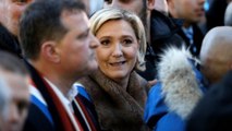 Mireille Knoll : Marine Le Pen insultée et huée pendant la marche blanche