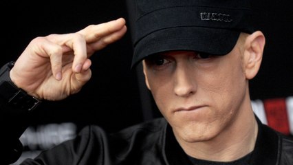 "Ce pays tout entier devient taré" : après la tuerie en Floride, Eminem se lâche sur le lobby pro-armes américain