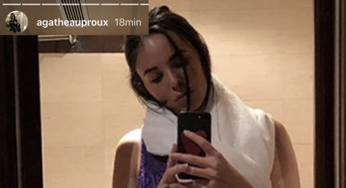 Agathe Auproux se montre en toute petite tenue dans sa story Instagram