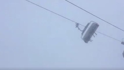 Autriche : la tempête Eleanor laisse deux skieurs bloqués sur le télésiège